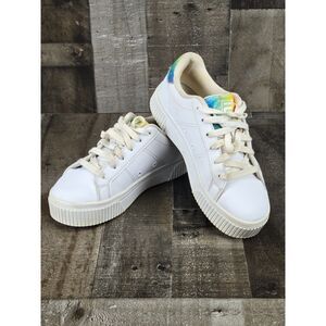 Girls FILA Fashion Sneaker White Size 6.5 girls